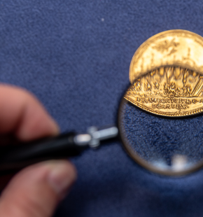 coin_magnifying_glass