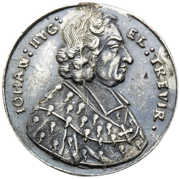 Silver medal (1690) - front