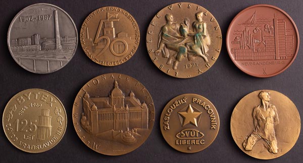 Medal (8 pcs) - front