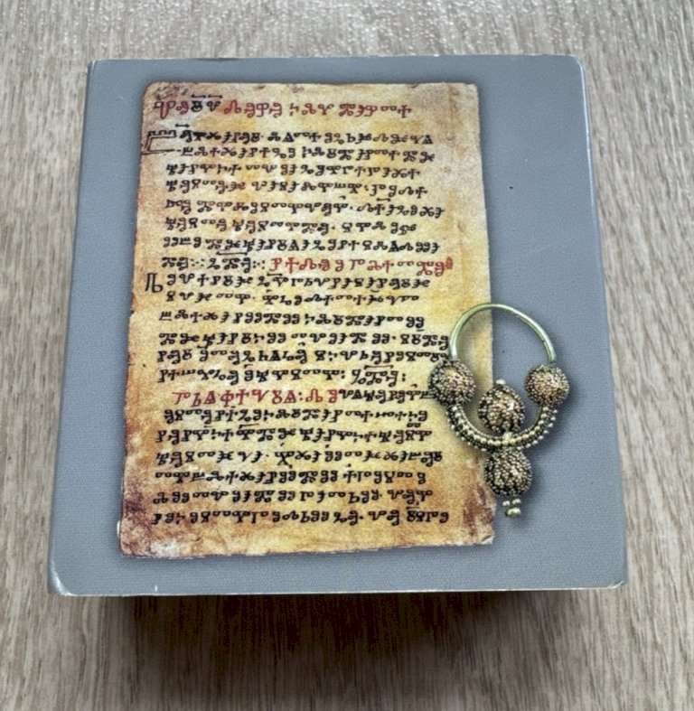 5000 Sk 2006 -  Veľkomoravské knieža Mojmír II. (2)